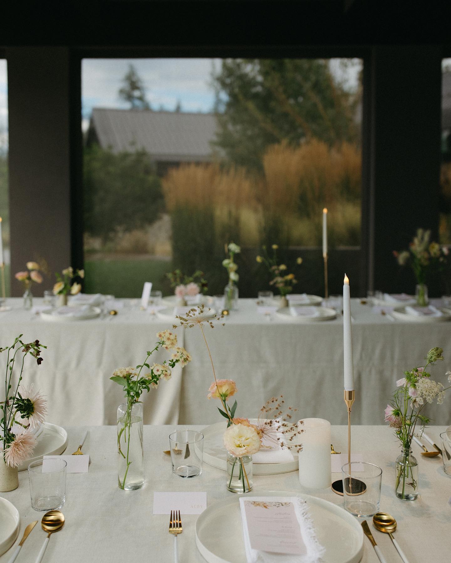 Tessa Shannon - The Wedding Complete Pack - Editorial Luxury Lightroom Presets – Hiện Đại - Sạch Sẽ và Tinh Tế – Bộ Preset Được Đánh Giá Rất Cao Trong Ngành Nhiếp Ảnh Cưới (xmp/acr) W2F171 4 nencyha.com The Wedding Complete Pack Editorial Luxury Lightroom Presets2