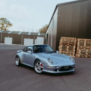 Mike Crawat 2024 35mm Film Look Presets *NEW* – Gói preset hoài cổ của phim 35mm dành cho ảnh về xe hơi - ô tô - thiên nhiên - chân dung (xmp/acr, dng) K43L55 39 mike crawat 2024 35mm film look presets nencyha.com 17