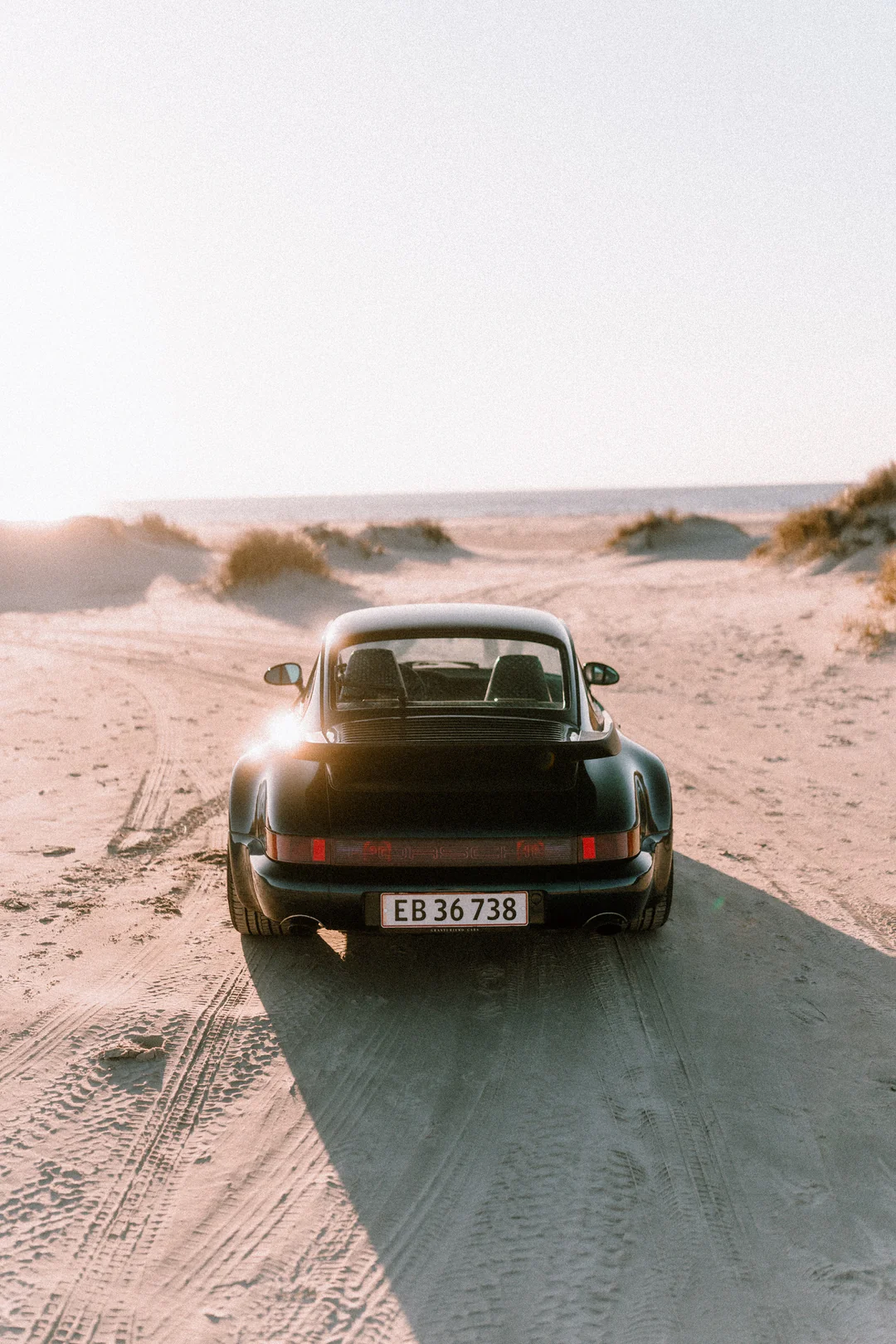 Mike Crawat 2024 35mm Film Look Presets *NEW* – Gói preset hoài cổ của phim 35mm dành cho ảnh về xe hơi - ô tô - thiên nhiên - chân dung (xmp/acr, dng) K43L55 19 mike crawat 2024 35mm film look presets nencyha.com 18