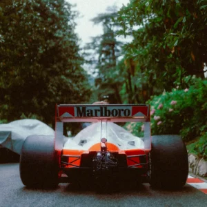 Mike Crawat 2024 35mm Film Look Presets *NEW* – Gói preset hoài cổ của phim 35mm dành cho ảnh về xe hơi - ô tô - thiên nhiên - chân dung (xmp/acr, dng) K43L55 26 mike crawat 2024 35mm film look presets nencyha.com 4