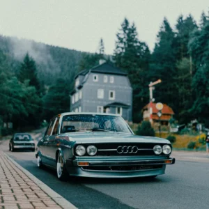 Mike Crawat 2024 35mm Film Look Presets *NEW* – Gói preset hoài cổ của phim 35mm dành cho ảnh về xe hơi - ô tô - thiên nhiên - chân dung (xmp/acr, dng) K43L55 28 mike crawat 2024 35mm film look presets nencyha.com 6