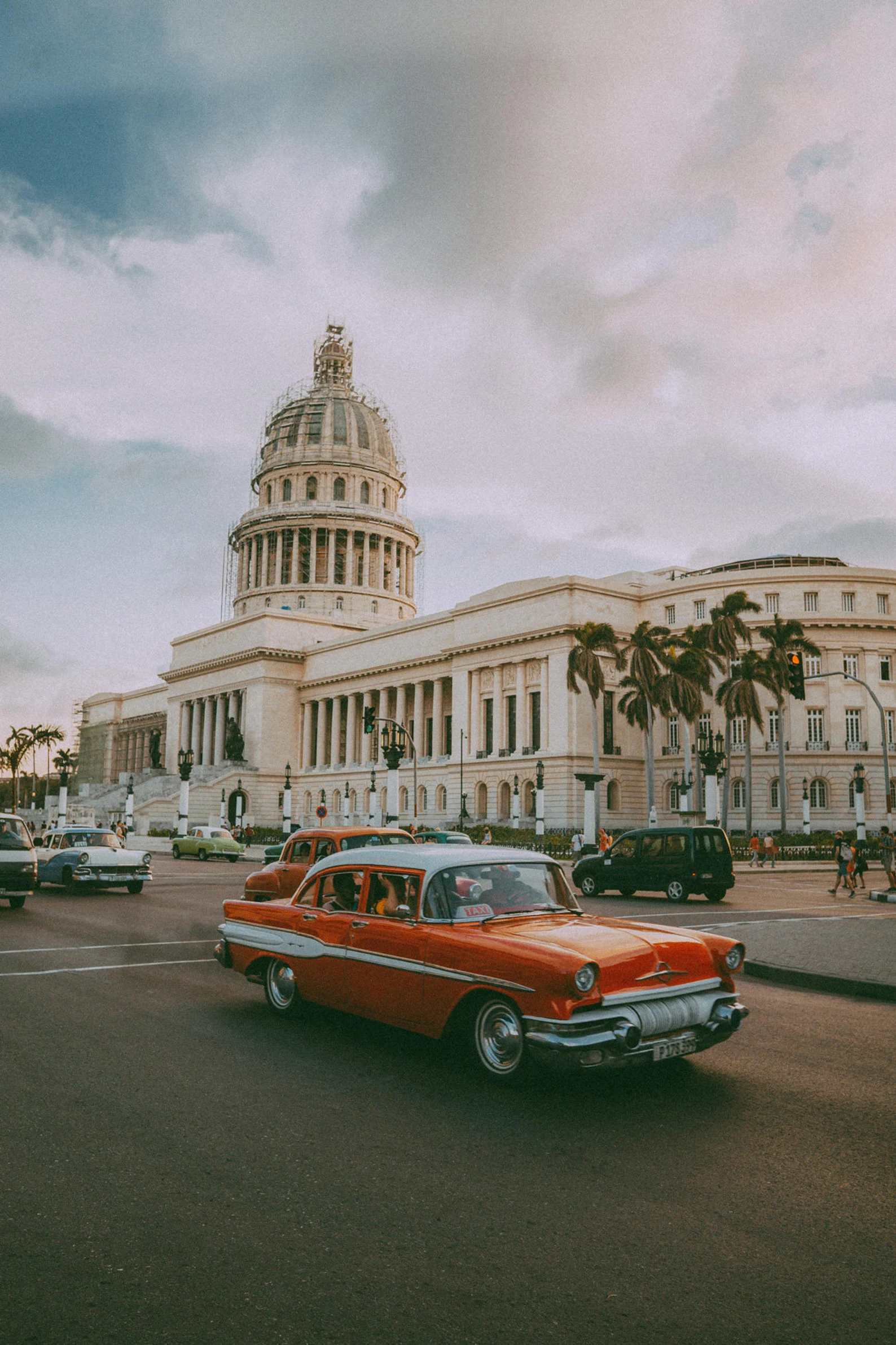 Polaroid Moody Vintage Film Preset Pack – Bộ Preset 13 Tone Màu Phim Polaroid Đích Thực (lr, dng) P38V91 2 nencyha.com polaroid moody vintage film aesthetic 9