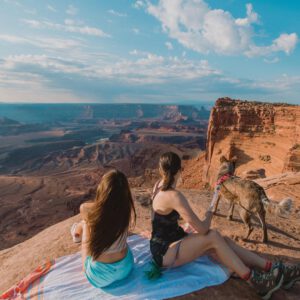 g presets collaboration olivia markle presets goi presets mang tone mau am ap co dien voi anh sang sac net va manh 3