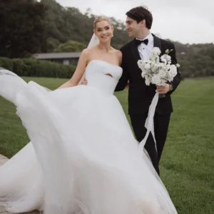 Shae Estella - The Signature Wedding Collection Presets – Gói Preset Dành Cho Nhiếp Ảnh Cưới – Tone Màu Hiện Đại - Lãng Mạn Và Đẹp (xmp/acr, dng) W54D71 23 shae estella the signature wedding collection presets goi preset danh cho nhiep anh cuoi 11