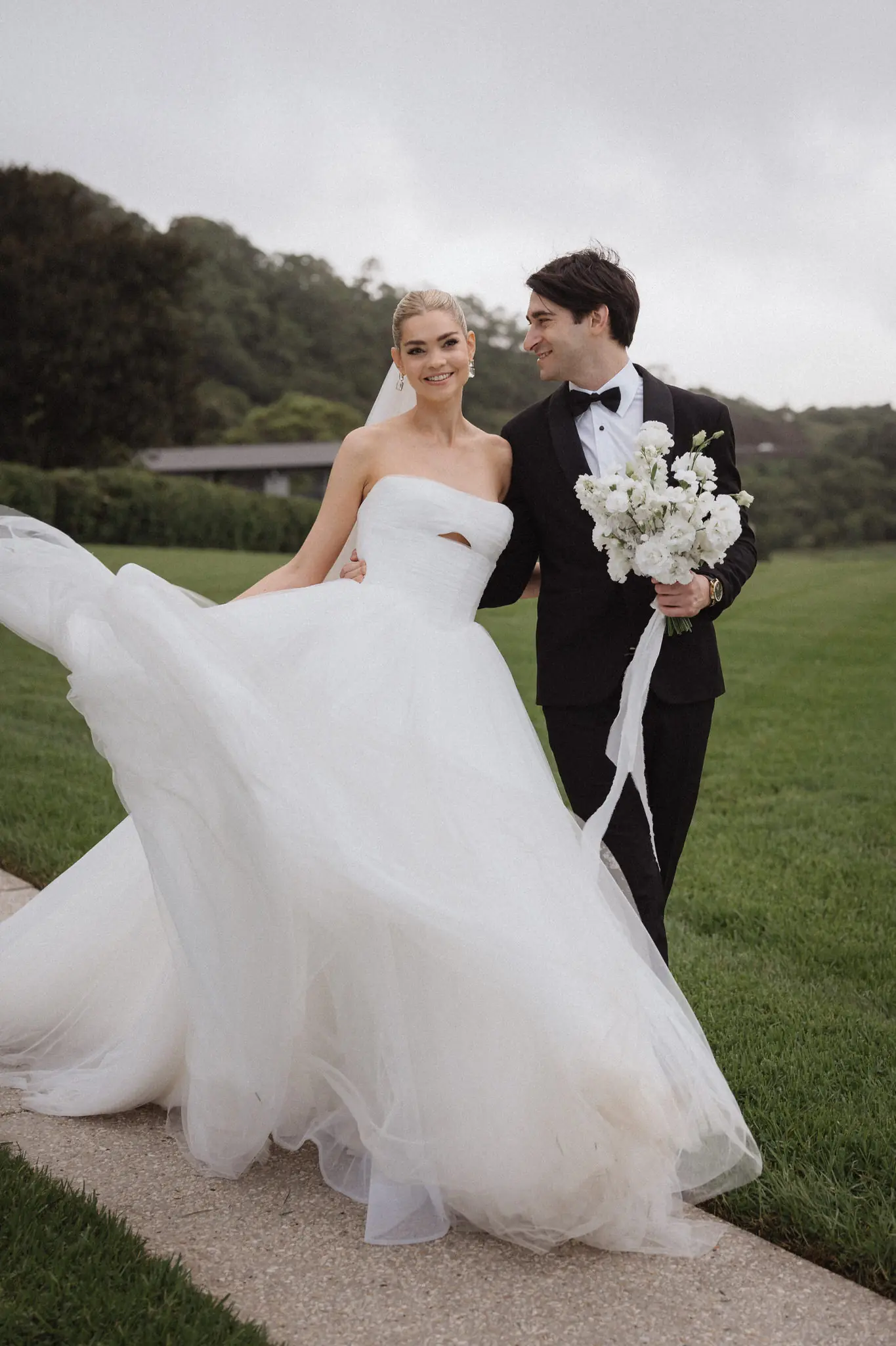 Shae Estella - The Signature Wedding Collection Presets – Gói Preset Dành Cho Nhiếp Ảnh Cưới – Tone Màu Hiện Đại - Lãng Mạn Và Đẹp (xmp/acr, dng) W54D71 12 shae estella the signature wedding collection presets goi preset danh cho nhiep anh cuoi 11