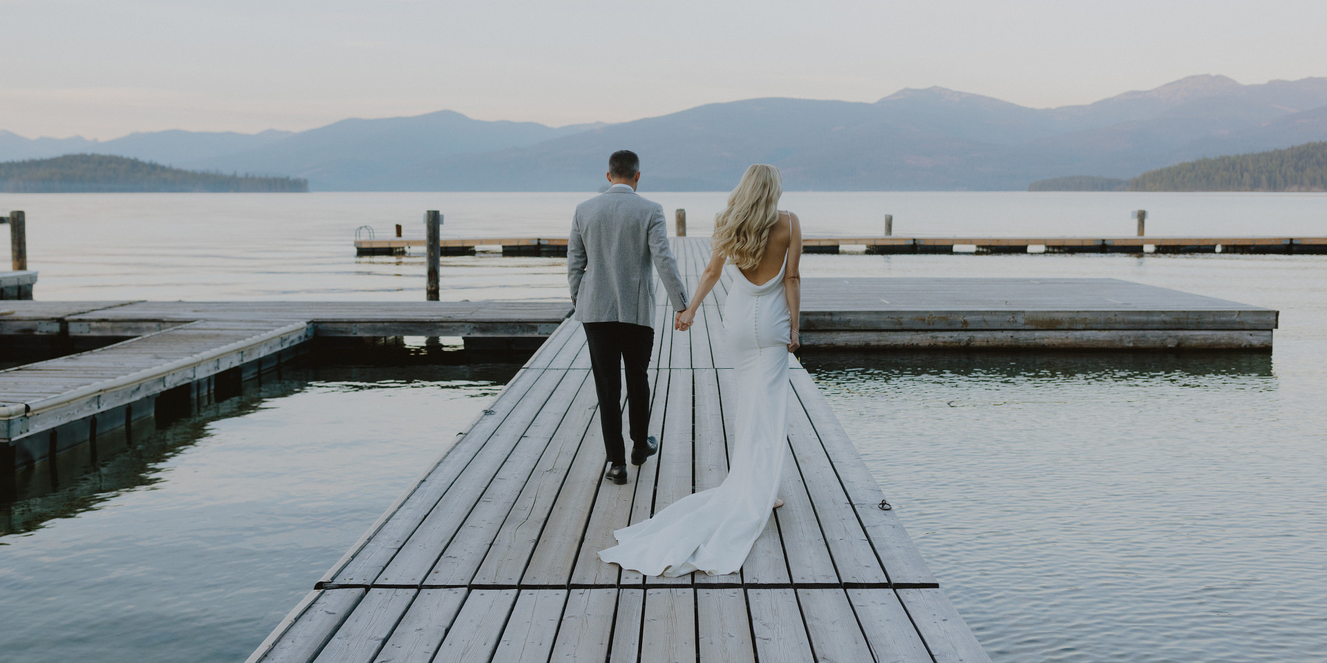 DVLOP - Kylie Morgan Feels Like Home – Bộ Sưu Tập Preset Màu Film Cảm Giác Hoài Niệm Ấm Áp và Mơ Hồ (xmp/acr) A74D75 2 dvlop kylie morgan feels like home bo suu tap preset mau film cam giac hoai niem am ap va mo ho 1