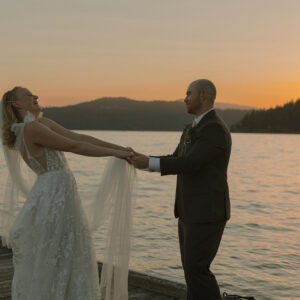 DVLOP - Kylie Morgan Feels Like Home – Bộ Sưu Tập Preset Màu Film Cảm Giác Hoài Niệm Ấm Áp và Mơ Hồ (xmp/acr) A74D75 9 dvlop kylie morgan feels like home bo suu tap preset mau film cam giac hoai niem am ap va mo ho 3