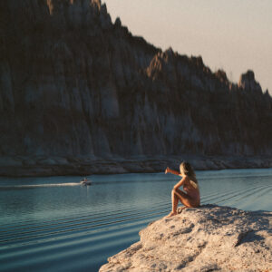 Christopher James – Preset Pack – Gói Preset Mang Phong Cách Film Cine Nghệ Thuật Ấn Tượng