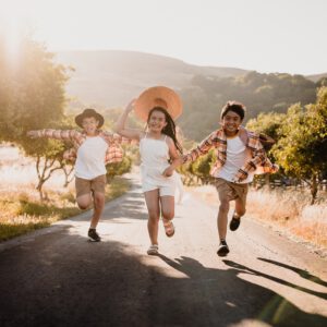 dvlop radiant lightroom presets by visual flow 2025 bo suu tap preset mau dien anh am ap va manh me 3