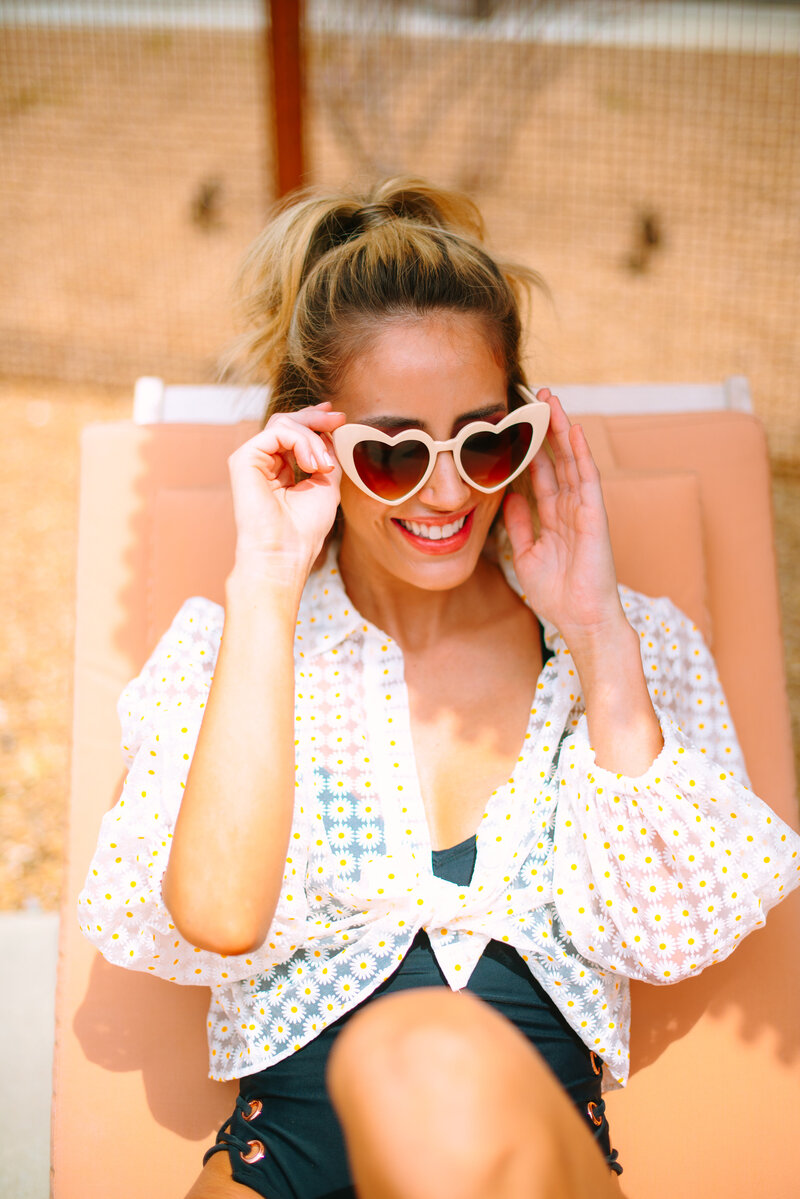 Kindred - Summer Preset Lightroom – Bộ Sưu Tập Preset Mùa Hè Rực Rỡ - Tone Màu Da Chuẩn Đẹp Tự Nhiên ☀️👙🍉⛱️ (xmp/acr) C77P34 4 kindred summer preset lightroom bo suu tap preset mua he ruc ro tone mau da chuan dep tu nhien 1