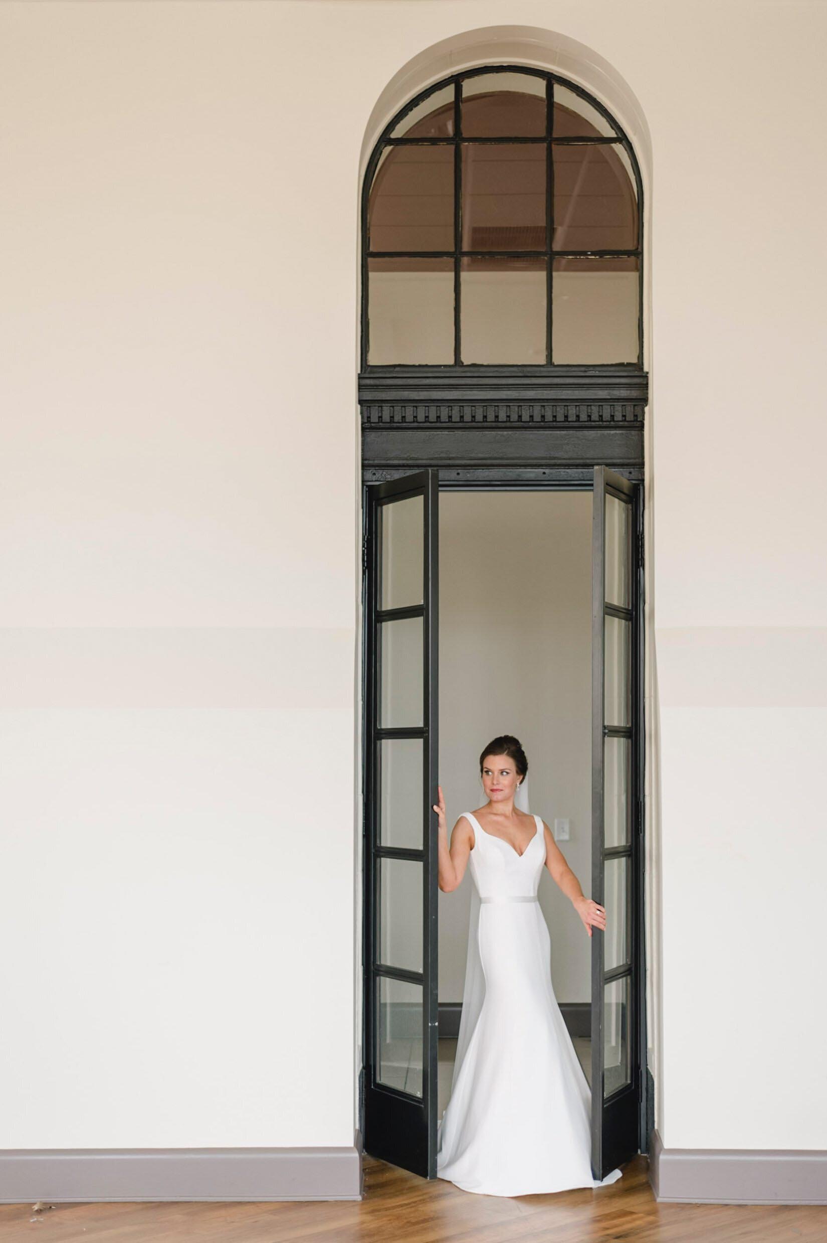 Heirloom Presets - Heirloom One – Bộ sưu tập Preset Màu Film Fine Art Weddings (xmp/acr) S89O08 10 heirloom presets heirloom one bo suu tap preset mau film fine art weddings 7