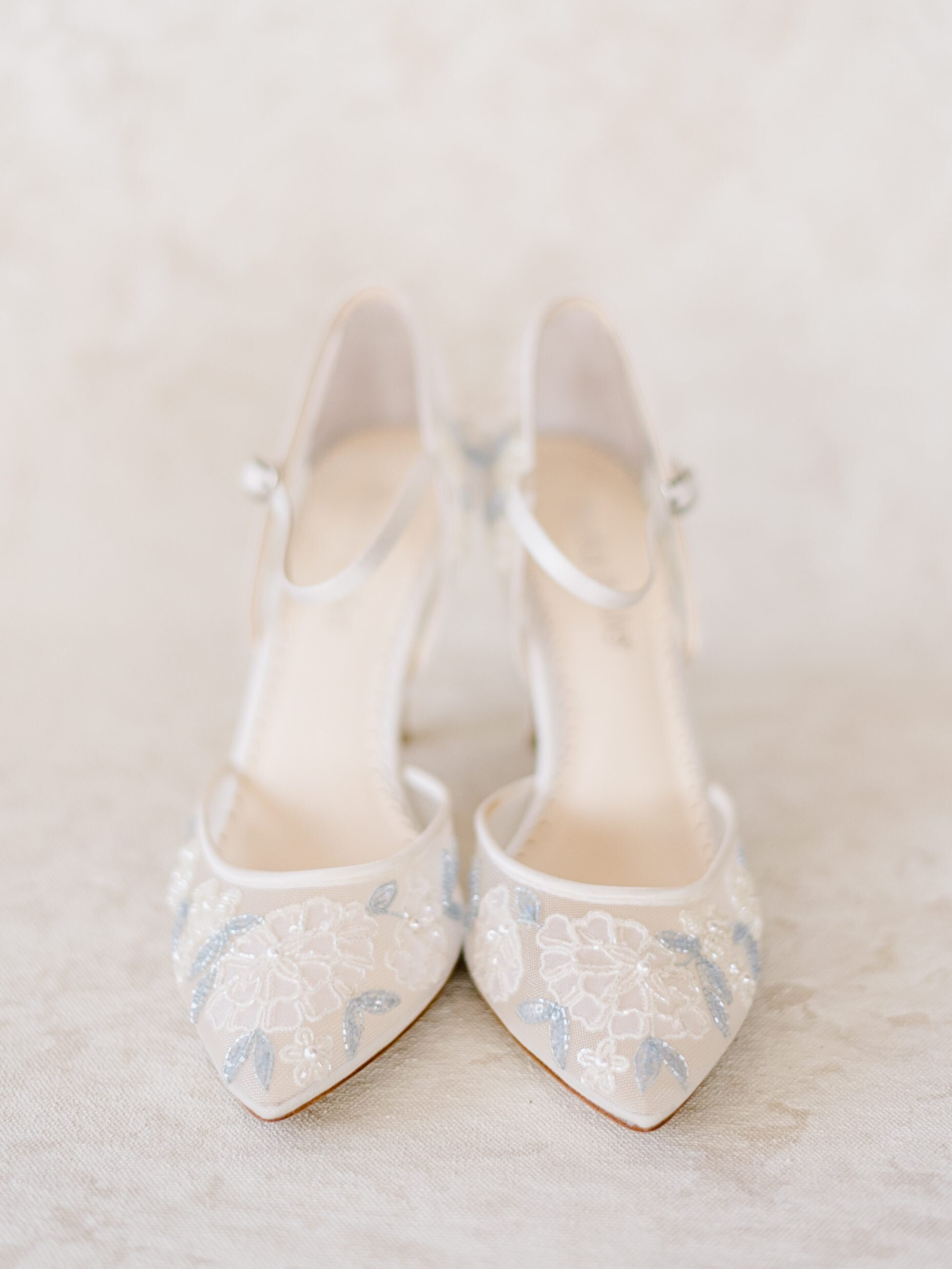 Heirloom Presets - Heirloom One – Bộ sưu tập Preset Màu Film Fine Art Weddings (xmp/acr) S89O08 3 heirloom samples before after 13