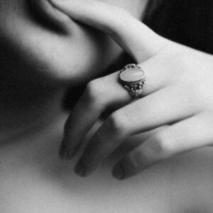 Legacy Presets - Noir – Bộ sưu tập Preset Đen & Trắng Ấn Tượng (xmp/acr) N88X79 6 legacy presets noir bo suu tap preset den trang an tuong 2