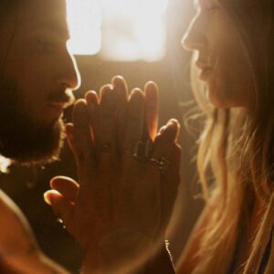 Meridian - LLFx - India Earl - Solis Presets – Bộ sưu tập Presets 25 hiệu ứng ánh sáng tự nhiên sáng tạo dành cho Nhiếp ảnh chân dung (xmp/acr) H93X51