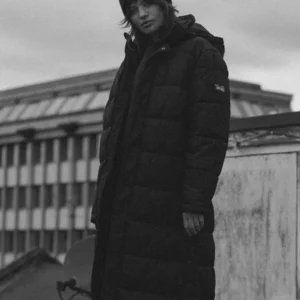 Alex Hutchinson - Lightroom & ACR Preset Pack Black & White — Bộ sưu tập Presets film đen trắng hoàn hảo để tạo ra những bức ảnh đơn sắc tuyệt đẹp (xmp/acr, lr) L104A54 7 alex hutchinson lightroom acr preset pack black white bo suu tap presets film den trang hoan hao de tao ra nhung buc anh don sac tuyet dep 1