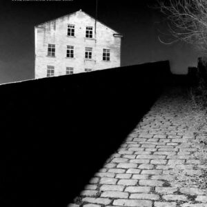 Black+White Photography - Issue 304 — Tạp chí Nhiếp ảnh Đen Trắng số 304 (pdf) R100Q32