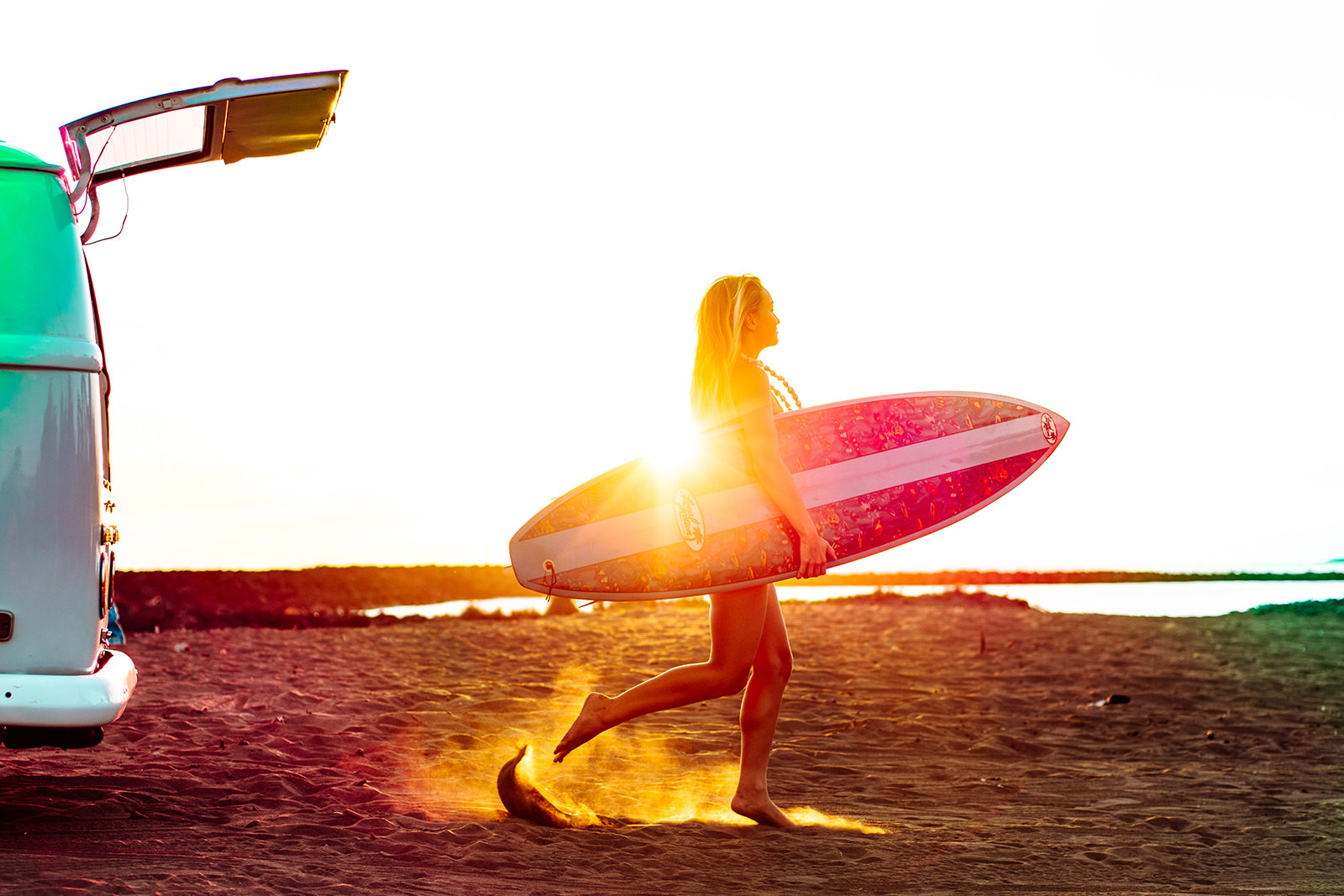 LooksLikeFilm - Brazen Presets — Bộ sưu tập Preset màu sắc của thập niên 80 và 90 chút cổ điển mạnh mẽ vui nhộn (xmp/acr) A100R11 2 lookslikefilm brazen presets bo suu tap preset mau sac cua thap nien 80 va 90 chut co dien manh me vui nhon 1