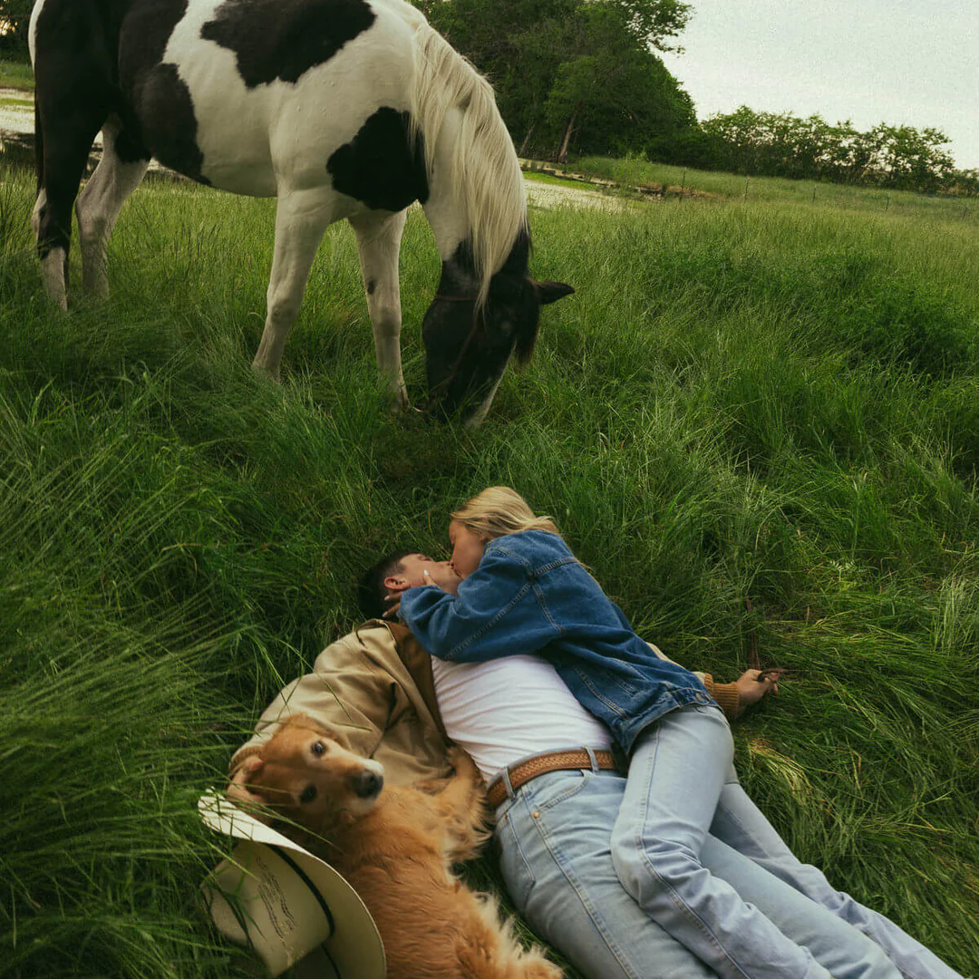 Dirty Boots Presets Pack II — Bộ sưu tập Preset mang chút hoài niệm của thập niên 90 linh hồn của cảm xúc (xmp/acr) T114X42 5 dirty boots presets pack ii bo suu tap preset mang chut hoai niem cua thap nien 90 linh hon cua cam xuc 5